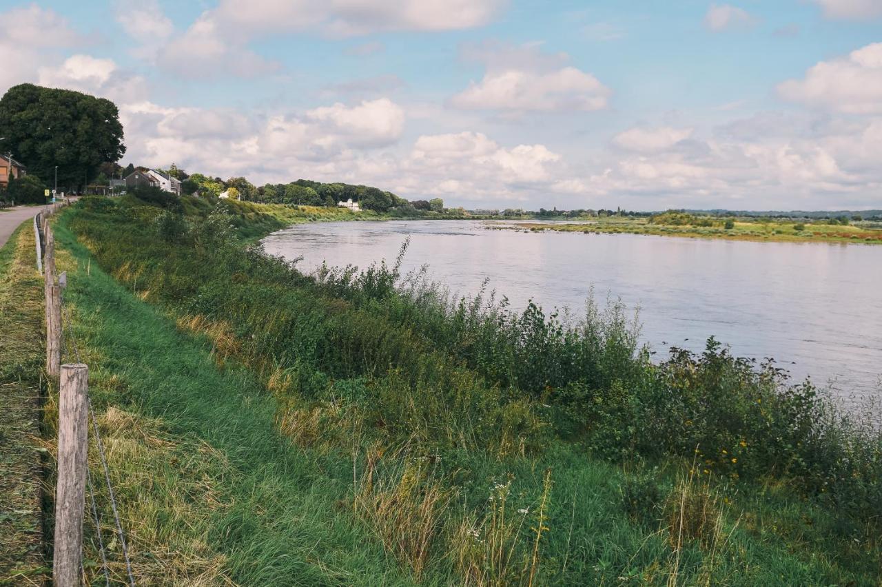 Maas - The River House With Private Sauna
