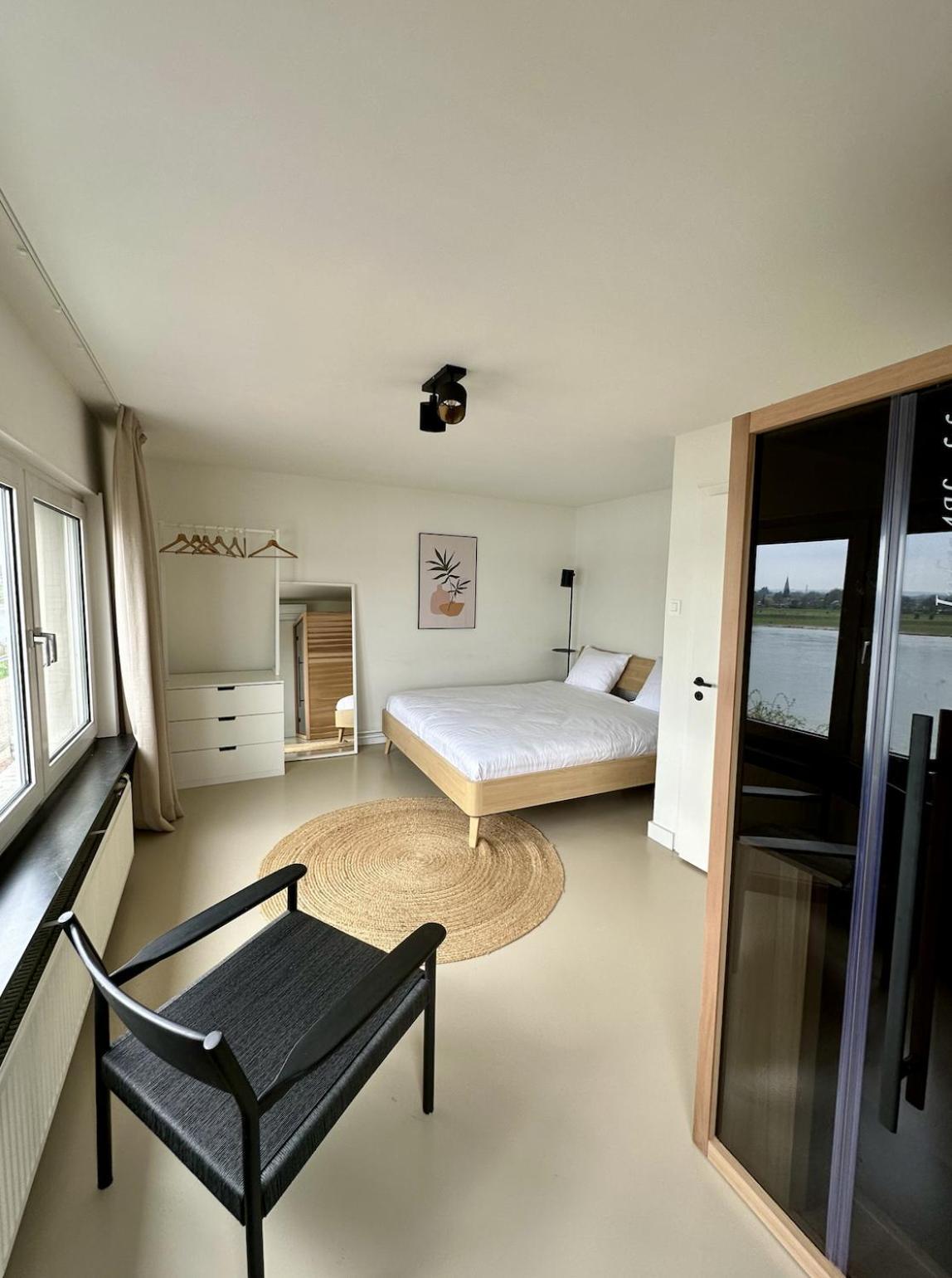 Holiday home Maas - The River House With Private Sauna Lanaken