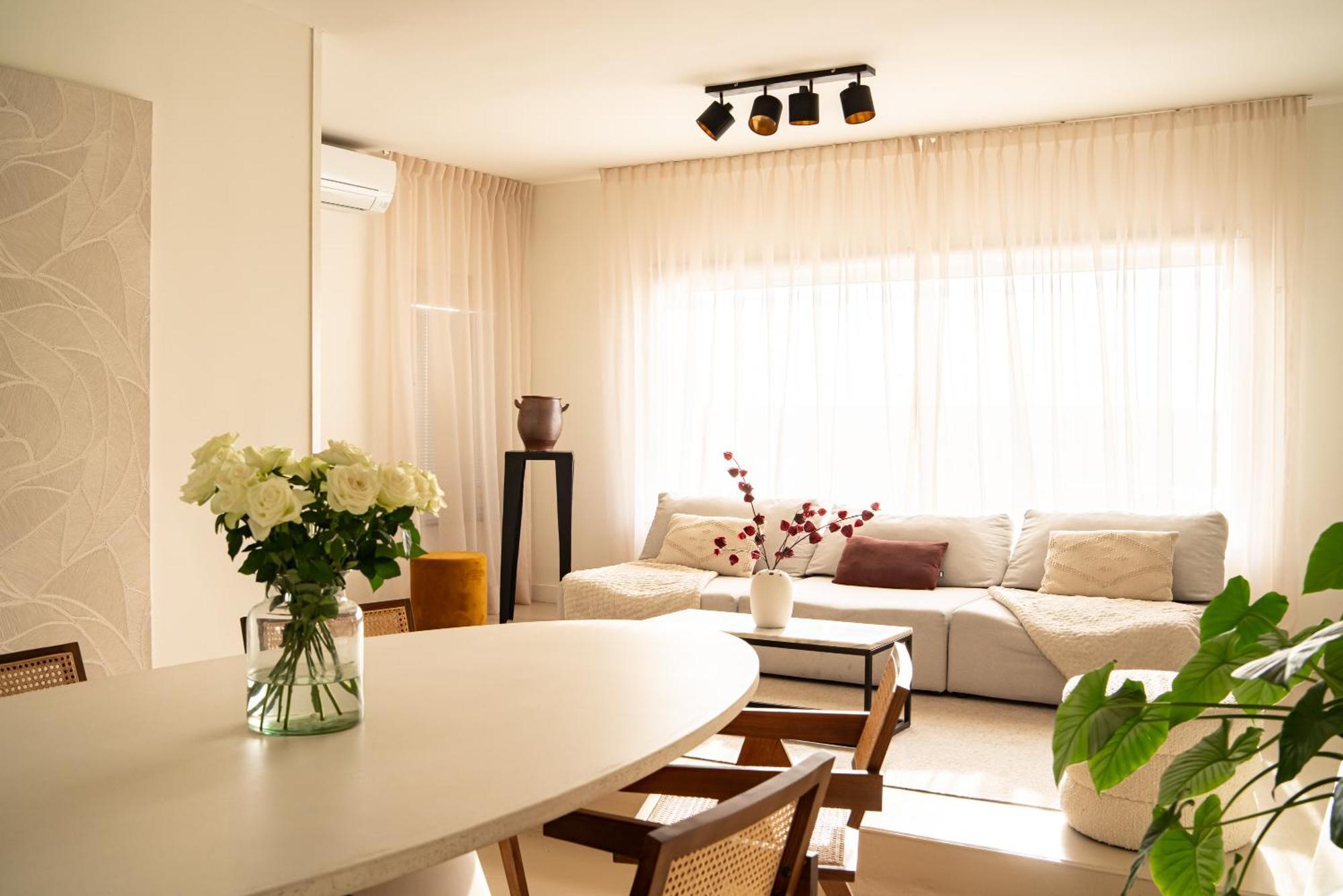 Maas - The River House With Private Sauna Vakantiehuis
